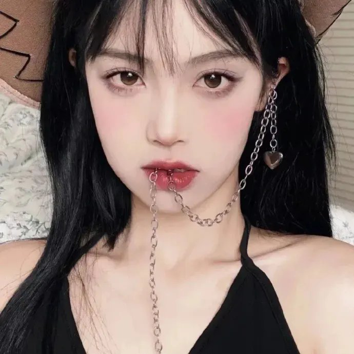 危机中的女人